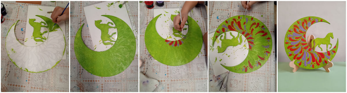 Élményfestés foglalkozás - Domborműves élményfestés: Mikulás napi festés - Öröknaptár és Holdvilág - 2025.12.06. Gyarmat - - Alkotás közben