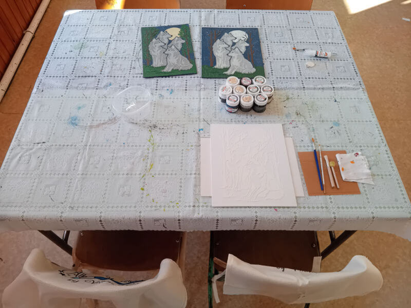 Domborműves élményfestés Gyarmaton: Éjszakai állatok - Alkotóhely